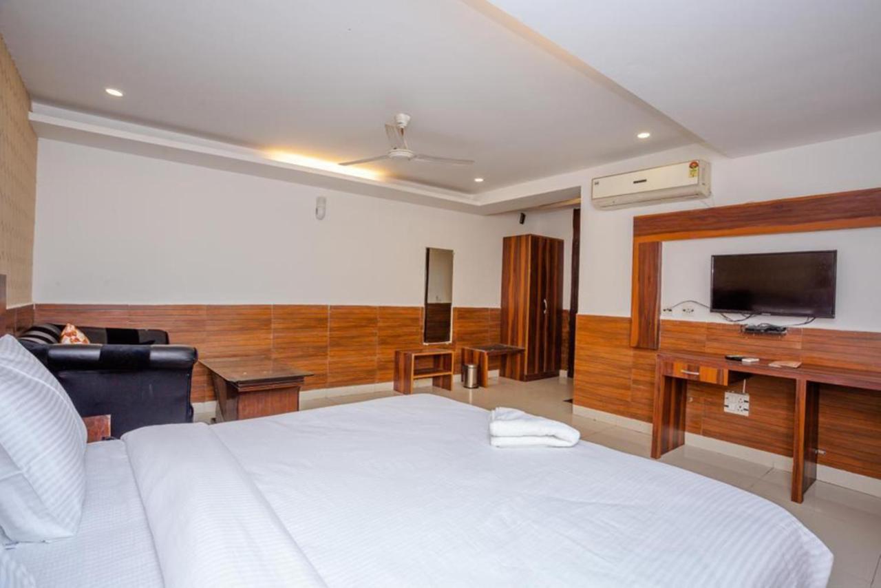 Hotel Doon Dehradun Exterior foto